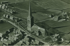 1949-Achter-kerk-de-stelp-van-Jaap-en-Baukje